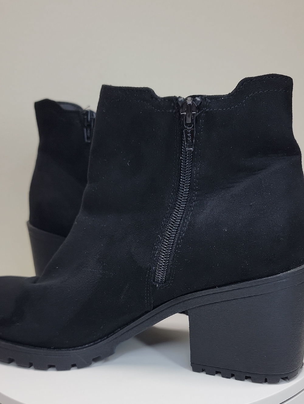 Sun + Stone NEW IN BOX Black Faux Suede Booties Sz 11 - Picture 10 of 12